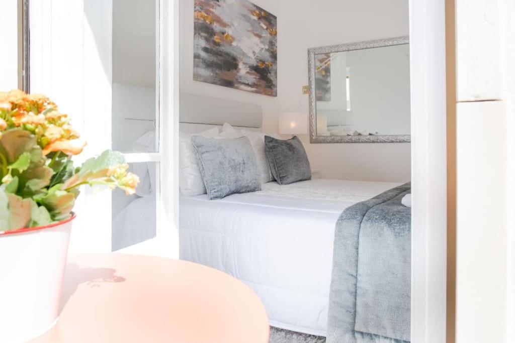 Milena's Bedroom Nazare