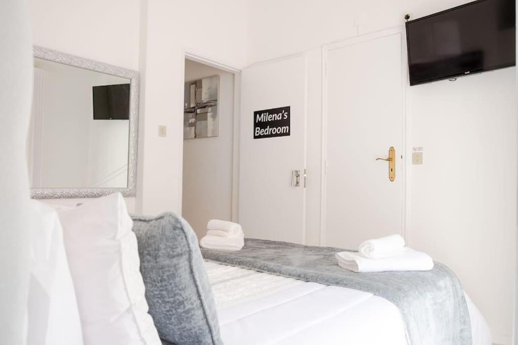 Milena's Bedroom Nazare